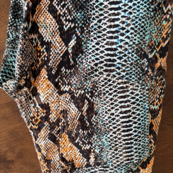 MARCIANO Luxe Denim sz 23 waist low-rise skinny jeans reptile snake print - Picture 15 of 16